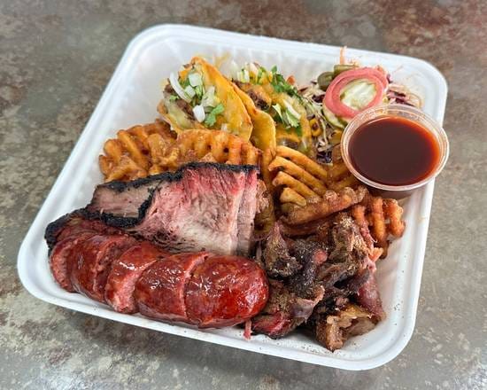 Shole's BBQ Box